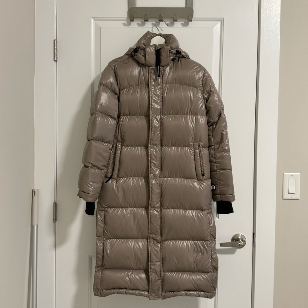 Aritzia The Super Puff Long